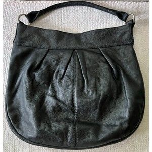 Victor Alfaro crossbody bag in EUC.